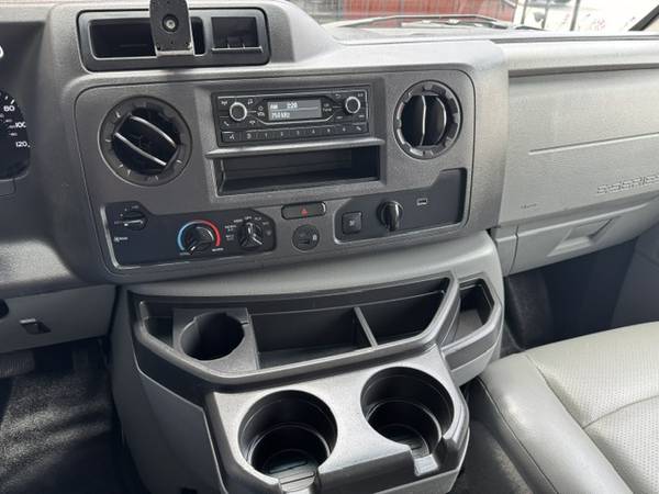 2023 Ford E350 Cutaway Van - Photo 14