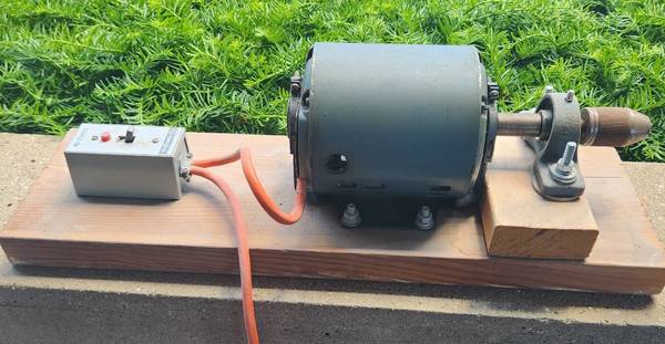Motor w/ Attached Drill Chuck 1