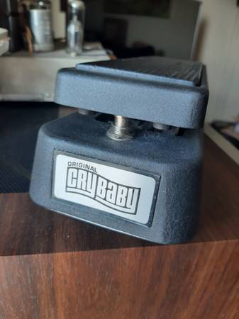 Jim Dunlop Original Crybaby Model GCB-95 Wah Pedal for guitar 1