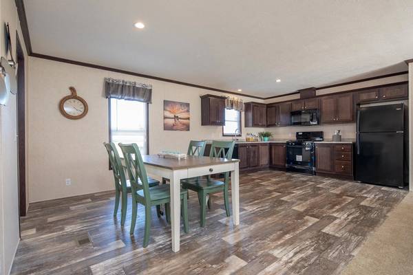 $1,229 / 3br - 🎃 Spook-tacular October Promo! 👻"FREE RENT" (Holly)63937877373186121