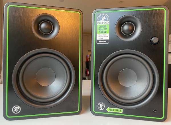 Mackie CR5-X Studio Monitors with built-in Bluetooth 1