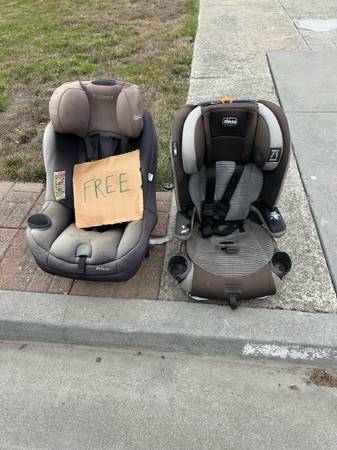 Free child car seats 1