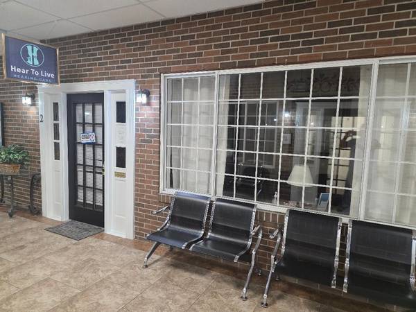 $1,500 / 800ft2 - Liverpool Village Mall Atrium Suite Opening (Liverpool)63982841376899123