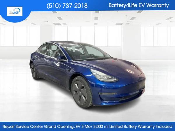 2018 Tesla Model 3 Long Range Sedan 4D 1