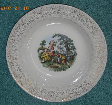 Royal China 22K Gold Rim Serving Bowls 1