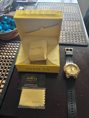 INVICTA GOLD WATCH 1
