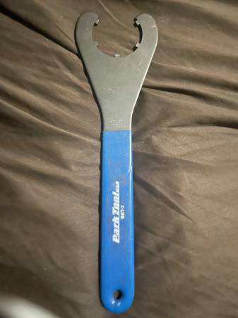 Park tool BBT-7 bottom bracket tool 1