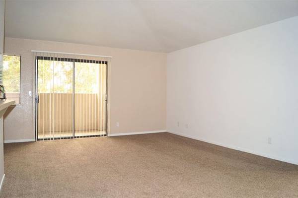 $1,935 / 3br - 1228ft2 - SPACIOUS DOWNSTAIRS 3X2! DETACHED GARAGE! BEAUTIFUL COMMUNITY! (FRESNO)64008333637123123