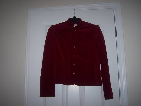Dark Red Velvet Blazer (Great for the Holidays 1