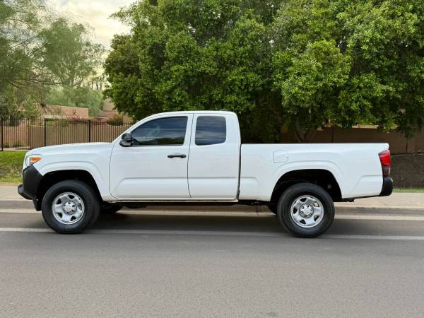 2023 Toyota Tacoma Access Cab - Photo 2