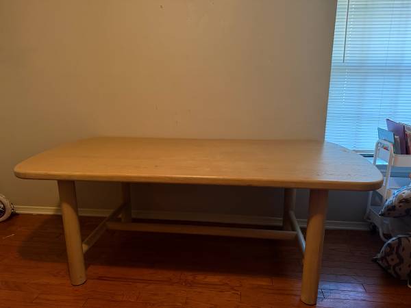 Dinning room table 1