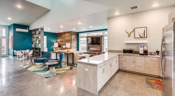 $1,496 / 1hab - 786ft2 - Hermoso departamento de 1 habitación con piscina, gimnasio 24 horas y centro comunitario (Brush Prairie)63777362783235123