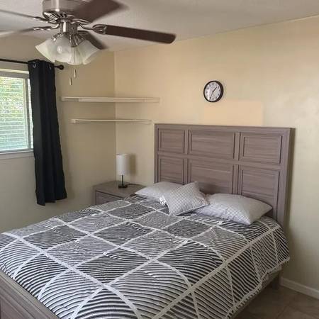 $850 / 3br - 1940ft2 - Room with Private Bath (Ridgewood)63788783794691120