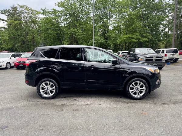 2017 Ford Escape SE AWD SUV - $8.400 (Premium Spec Seattle)63475981241603122