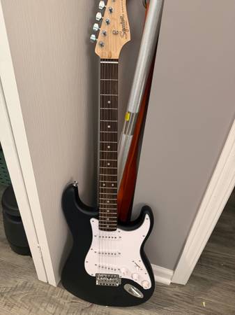 Squire Stratocaster Electric Guitar 1