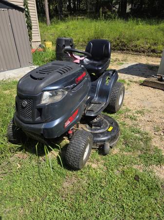 Troy Bilt Horse XP - $300 (Raymond)63470659782145120