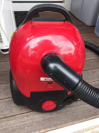 Too hot to vacuum your home-let the Robotic Vacuum do it for you. - $25 (Boston-Waltham, Ma)63471241792513120