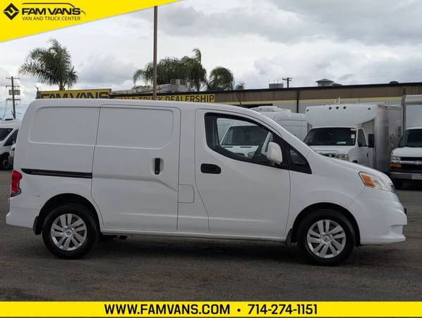 2014 Nissan NV200 SV Van - Photo 8