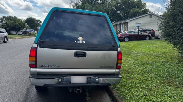 Silverado 4x4 extended cab - $2,500 (Sterling)63616327859459123