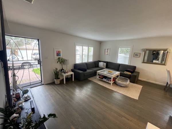 $8,500 / 3br - 1264ft2 - Casa Unifamiliar en Barrio Prime de La Jolla (La Jolla)63701605293313123