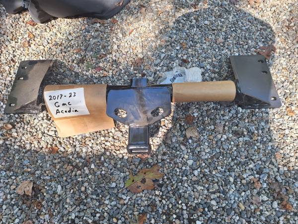 2" Class III Reciever for 2017-2023 GMC Acadia (new) 1