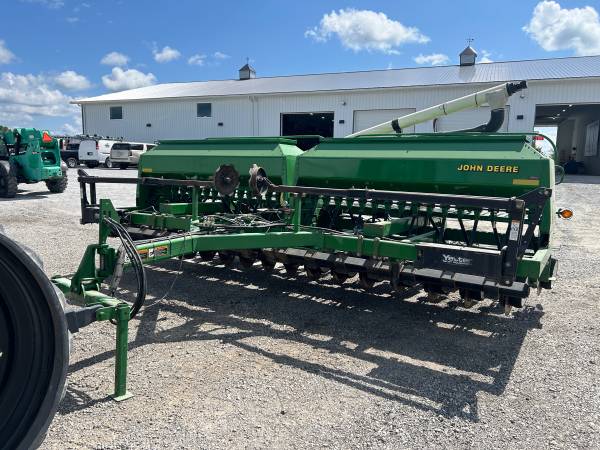 1999 John Deere 1560 20ft Drill (11080CK) 1