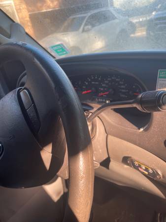 2008 Ford E250 - Photo 11