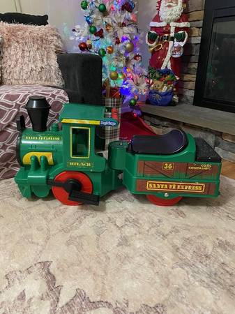 Peg Perego Kids Rideable Train 1