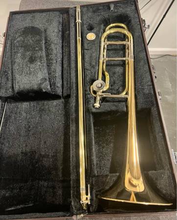 Yamaha YSL-682b Trombone 1