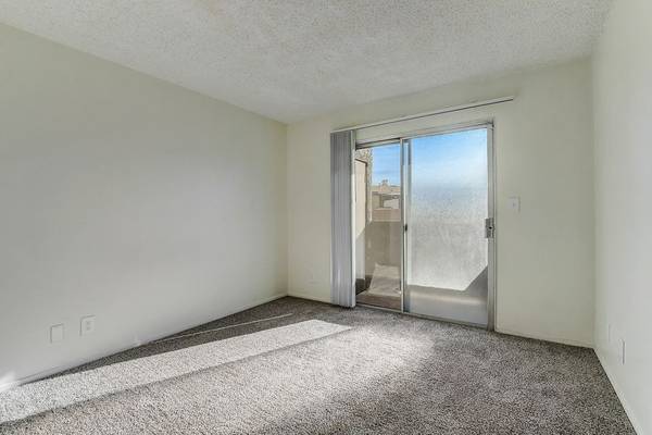 $890 / 1br - 630ft2 - Las Vegas NV, Playground, 1/bd (5101 E Twain Ave, Las Vegas, NV)63907026261890120