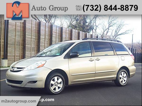 2006 Toyota Sienna LE 7 Passenger 4dr Mini Van - $3,900 (East Brunswick, NJ)63654708418305120