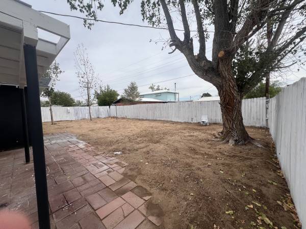 $149,000 / 4br - 1535ft2 - Casa de 4 habitaciones y 1 baño en West Patton Village con amplio patio delantero y trasero (Herlong)63656873721985122