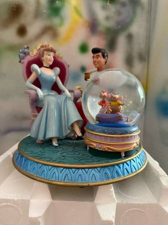 Cinderella Prince Charming Music Globe 1