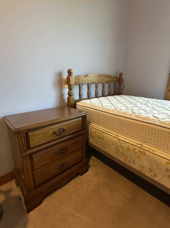 Bassett Bedroom Set 1