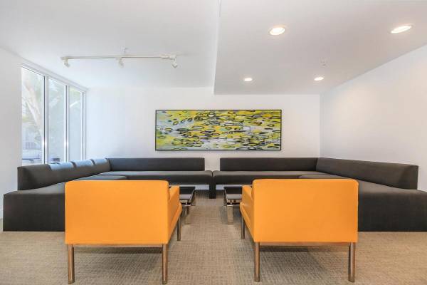 $2,199 / 1br - 652ft2 - Encimeras de Granito de Diseñador, Barbacoa, 1/hab 1/baño (930 Figuroa Terrace, Los Ángeles, CA)63829376104449124