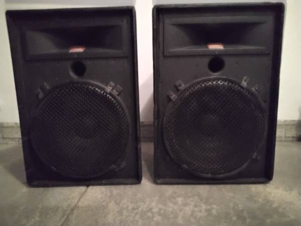 JBL speakers 1