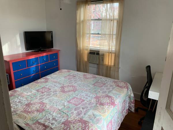 $550 Home Offering Clean Private Bedroom (San Diego, CA)63701763954945121