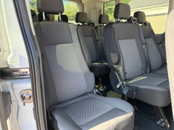 2023 Ford Transit 350 XLT - Photo 9