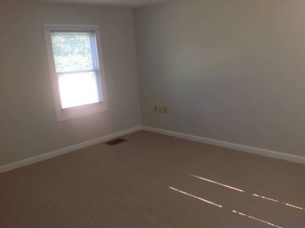 $1,700 / 2br - 1250ft2 - 2br - 1250ft2 - $1850 / 2br - Deluxe Apt, Portsmouth Area - Near Exit (Dover, NH)63931789440003120