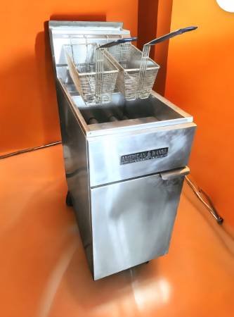 American Range Commercial Restaurant Deep Fryer 45lbs Natural Gas 1