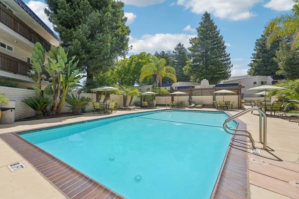 Dishwasher, Granite Countertop, Gated Community 1