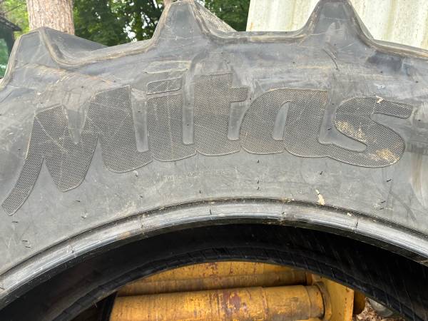 520/85R46 tires 1
