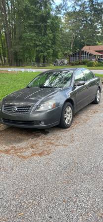 2005 Nissan Altima - $2,50063620223837187120