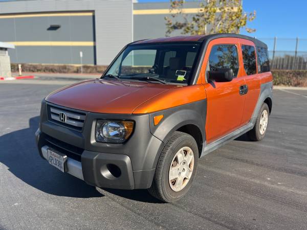 2007 Honda Element - 5-Speed - 4 Cylinder - Great Maintenance Record 1