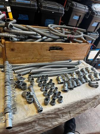 1/2" Flex Connectors ( Quantity :107) ALL NEW 1