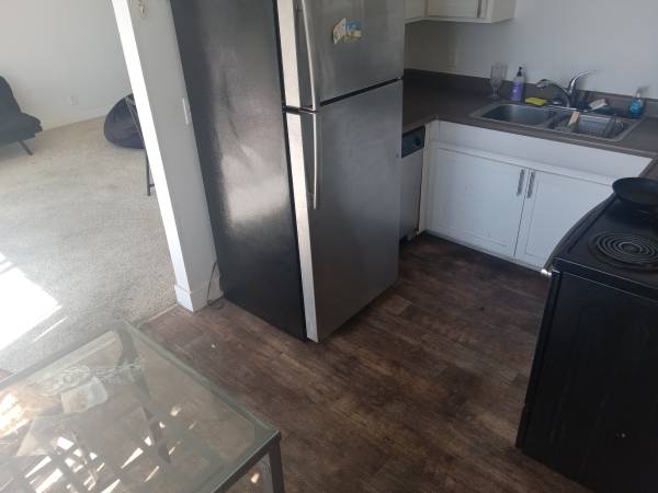 $2,000 / 2br - 800ft2 - Habitación Increíble - Cuarto Estupendo (redwood city)63868037638273124