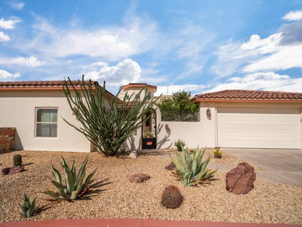 $1,049,000 / 4br - 🏡 Casa Personalizada con Casita, Piscina y Vistas a las Montañas (Las Cruces)63687932086403121