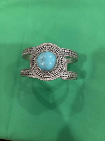 Lucky brand braclet 1