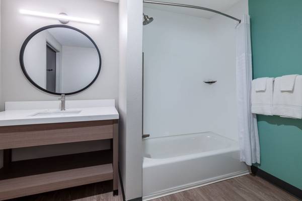 $1,200 / 1br - Dogs Welcome, Free WiFi, 100% Smoke-Free Hotel (5831 Alta Lk Dr, Indianapolis, IN)63989232738690123