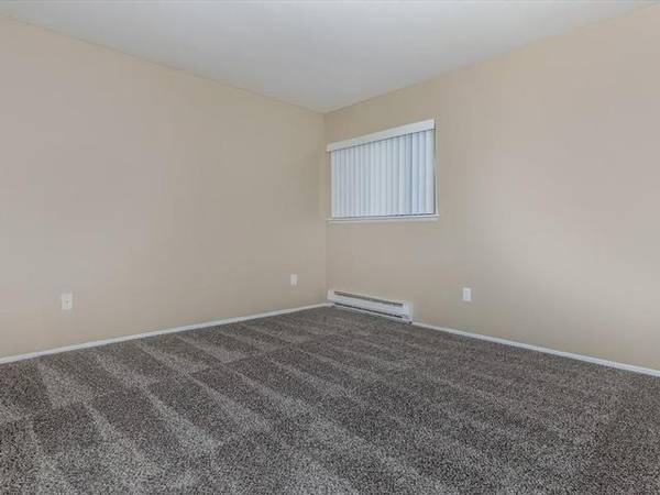$1,679 / 2br - 950ft2 - Ceiling Fans, Large Dining Space, All-electric Kitchen63688586956417121